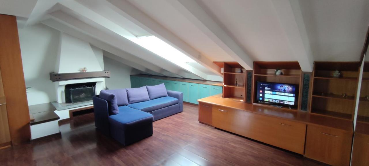 Loft Mansardato Monza Zewnętrze zdjęcie