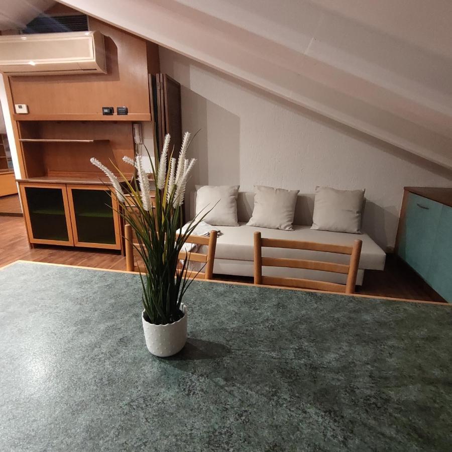 Loft Mansardato Monza Zewnętrze zdjęcie