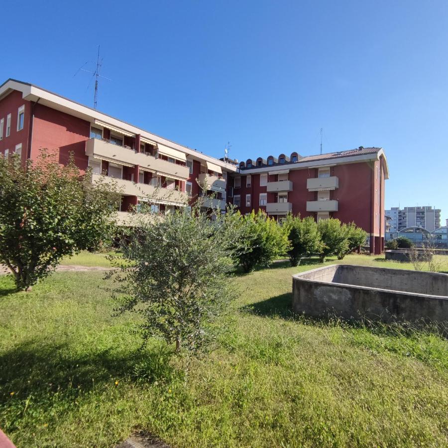 Loft Mansardato Monza Zewnętrze zdjęcie